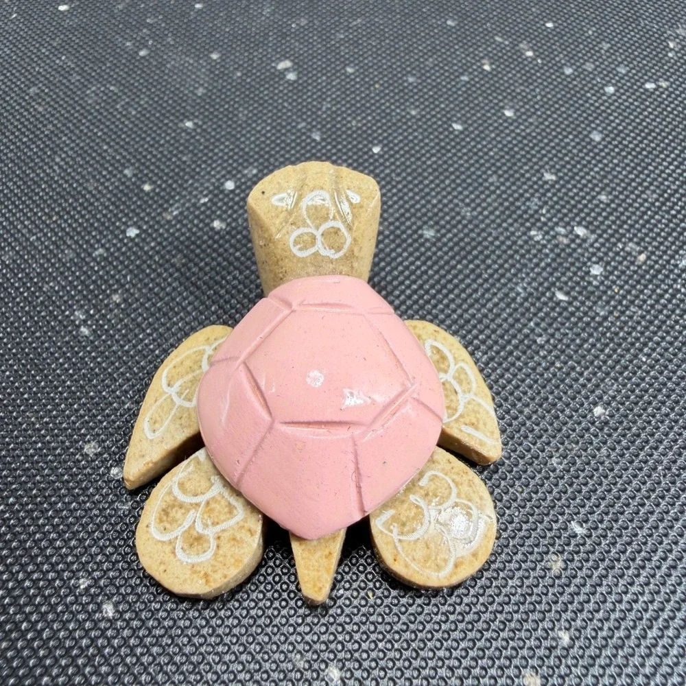 Handcrafted Ecuador Stone Turtle‎ Figurine Pink Shell Miniature Folk Art 1 Inch